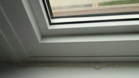 下雨時(shí)窗戶漏水：要注意什么